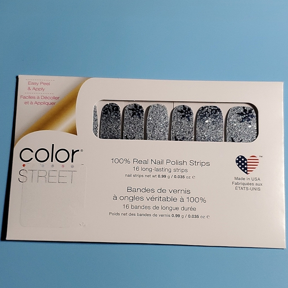 COLOR STREET NAIL POLISH "Ice Ice Baby" Glitter